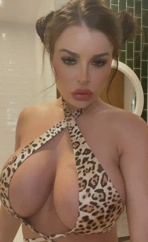 Germaine Love Germainelovexxx OnlyFans Bathroom Porn Video