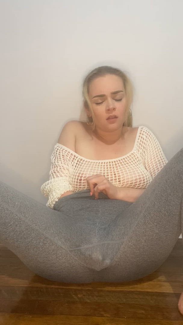 Harleymaree OnlyFans Masturbating Porn Video