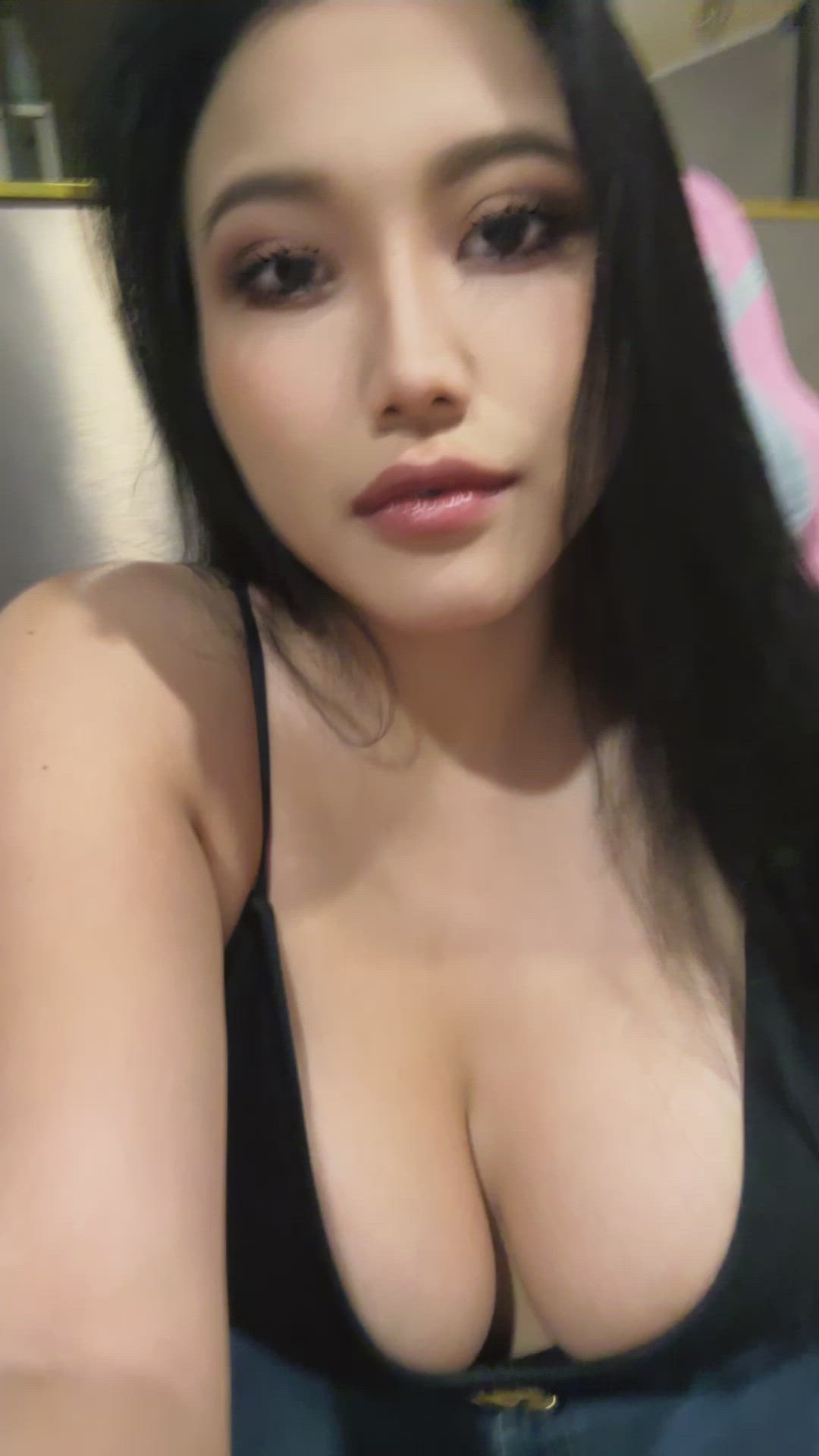 Itsariagg Aboobies Onlyfans Natural Tits Porn Video