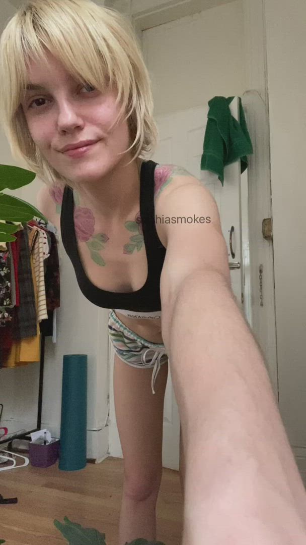 Sophiasmokes Onlyfans Extra Small Porn Video