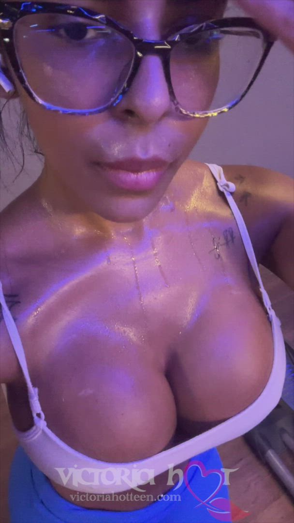 Queenvictoria Vicsouza OnlyFans Boobs Porn Video Clip 275580