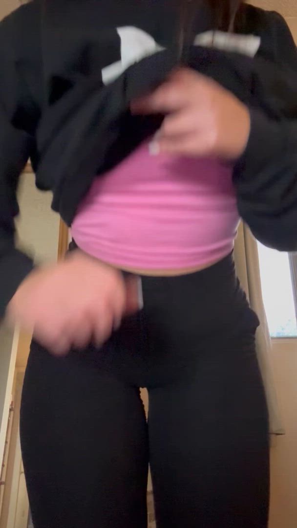 Softlatina Soft Latina Onlyfans Yoga Pants Porn Video