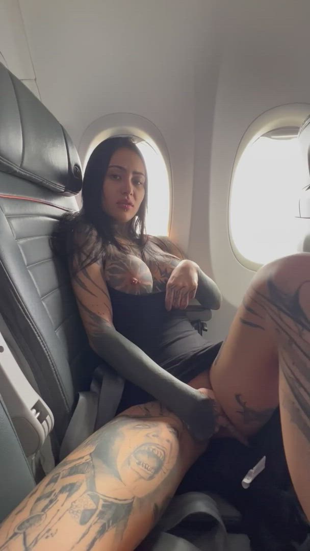 Suryasparrow Suryaelizabeth OnlyFans Airplane Porn Video Clip 235053