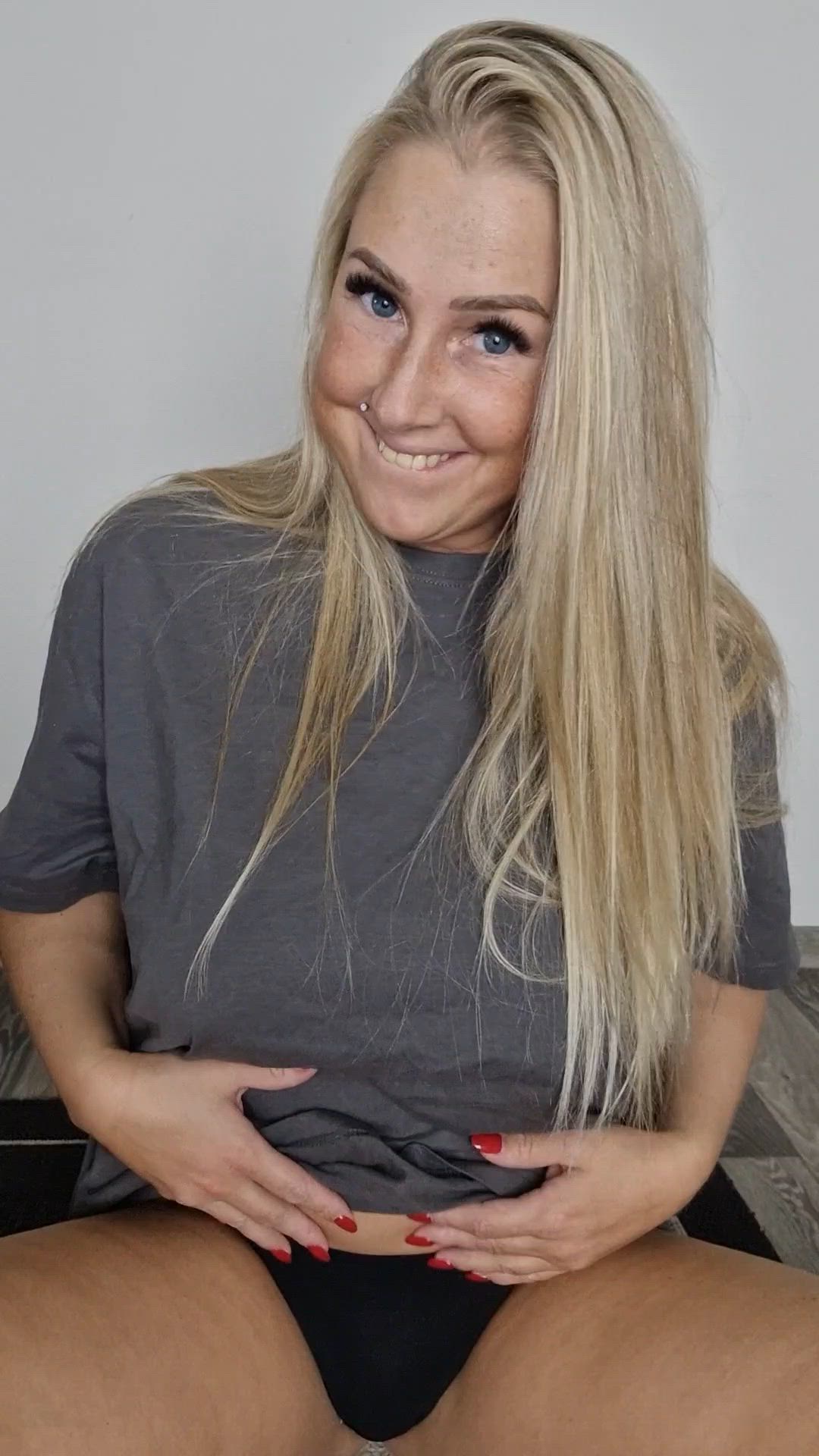 Maarylust onlyfans - Kattiemeluanie OnlyFans big tits porn video, Melrrross...