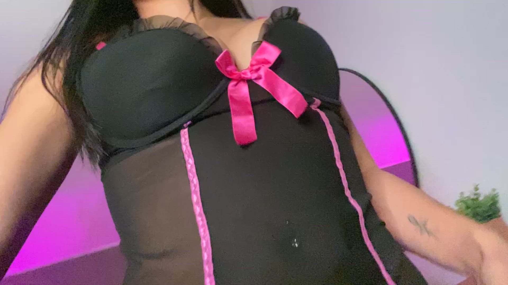 Vickyvelez onlyfans leaks - nakedporn.pics.