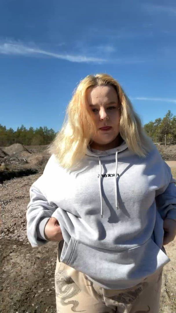 Susbee OnlyFans big tits porn video